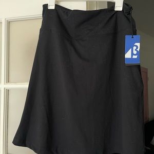 Betabrand skirt with shorts and pockets